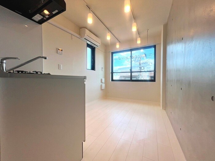 CICADA RESIDENCE NAKANOの居室