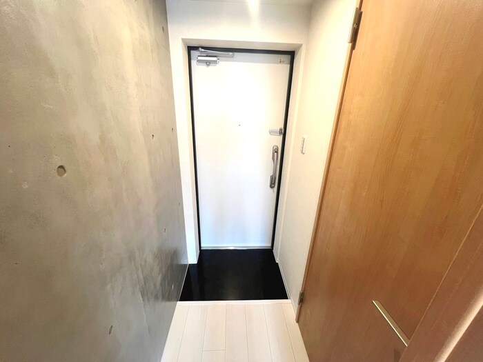 CICADA RESIDENCE NAKANOの玄関