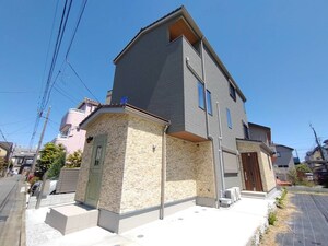 氷川町メゾネットハウス外観写真