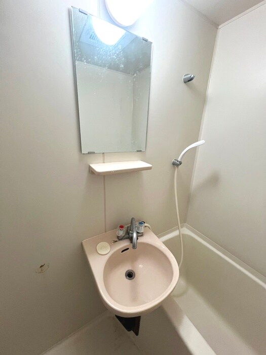 物件内観写真12　(洗面)