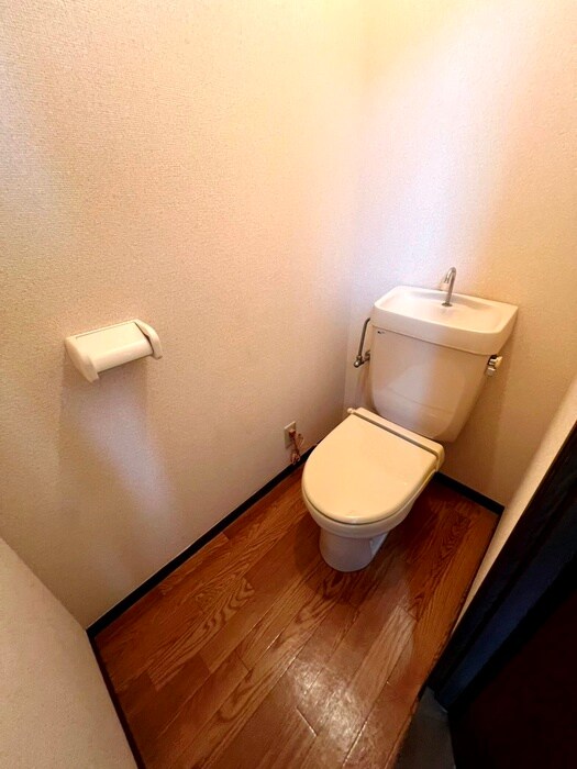 物件内観写真13　(トイレ)