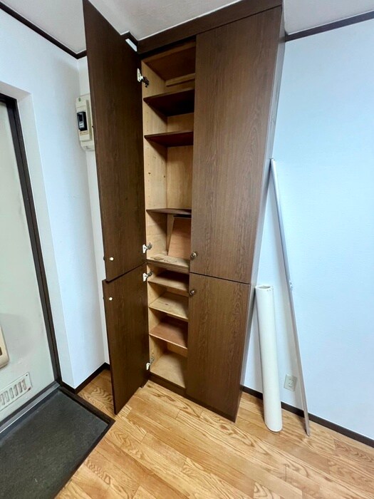 物件内観写真15　(靴箱)