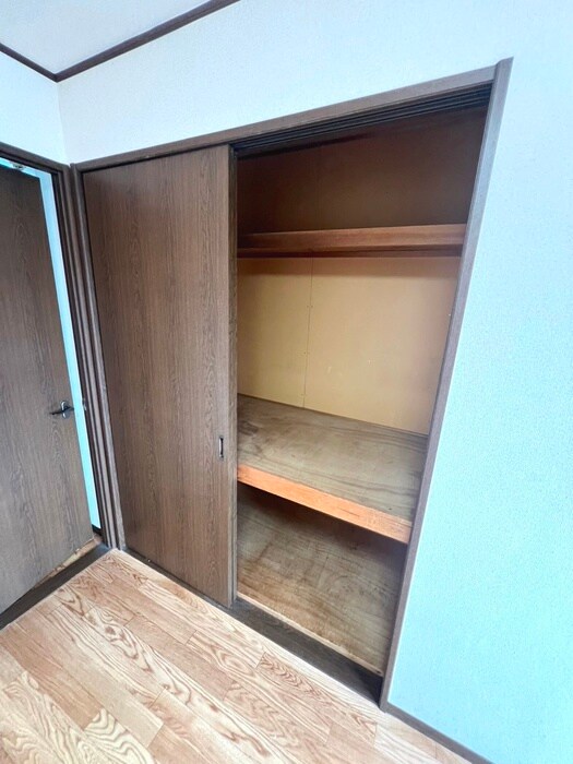 物件内観写真22　(収納)