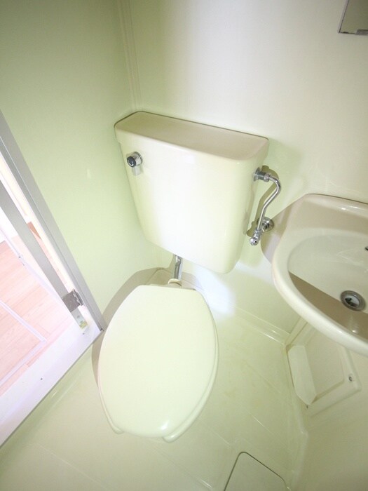 物件内観写真13　(トイレ)