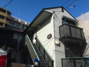 オーレスト外観写真