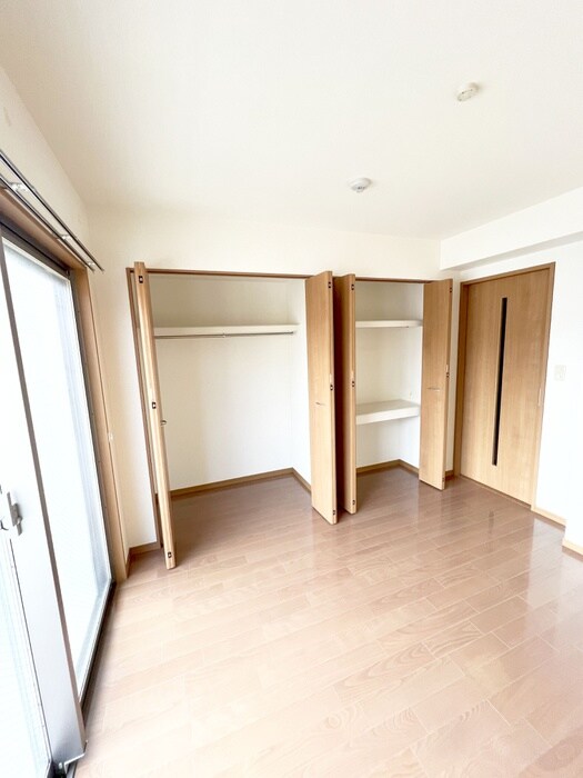 物件内観写真11　(収納)