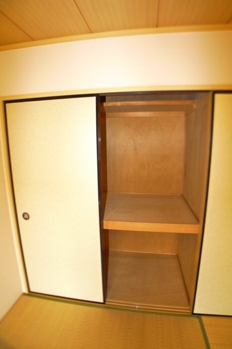 物件内観写真15　(収納)