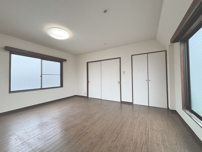 物件内観写真10　(居室)