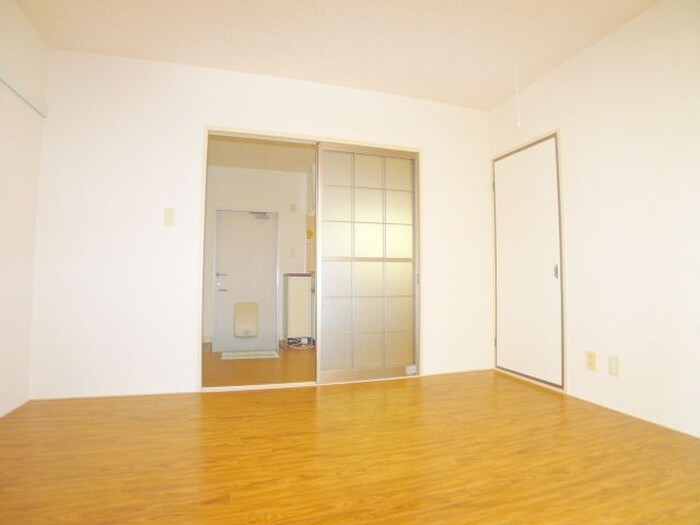 物件内観写真8　(内観写真)