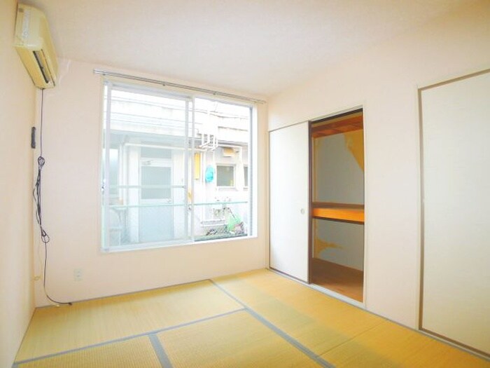 物件内観写真9　(室内からの展望)