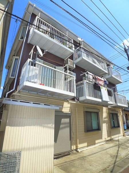 ハイツリバーサイド外観写真