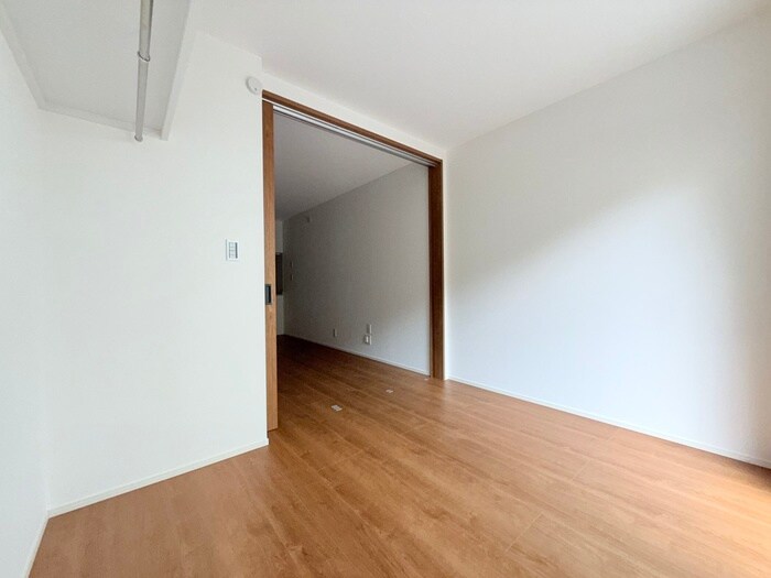 物件内観写真10　(居室)