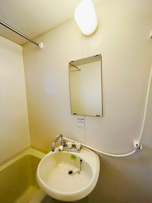 物件内観写真10　(洗面)