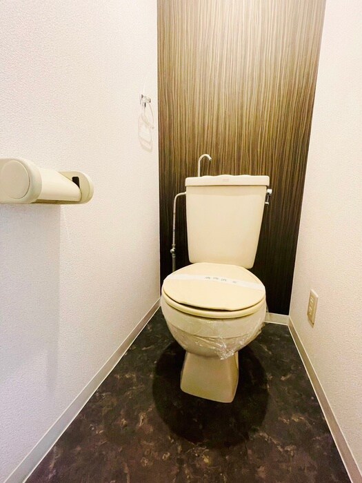 物件内観写真12　(トイレ)