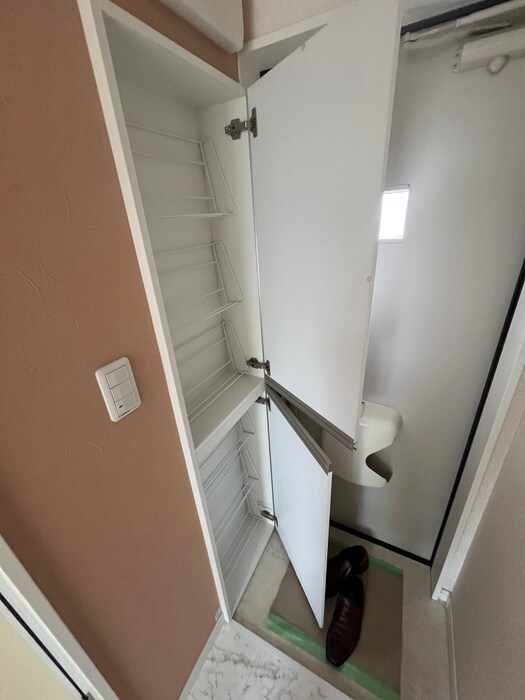 物件内観写真14　(靴箱)