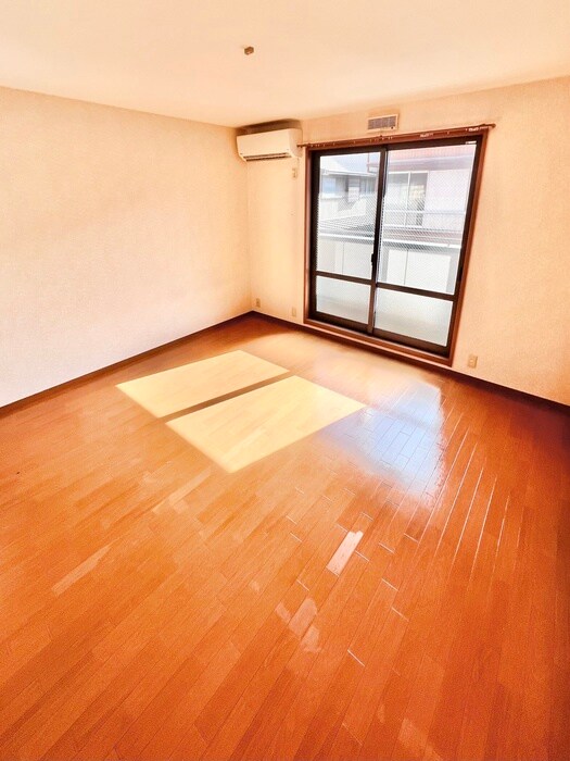 物件内観写真5　(居室)