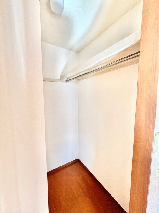 物件内観写真12　(収納)