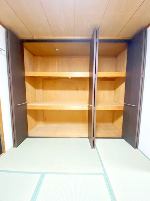 物件内観写真10　(収納)