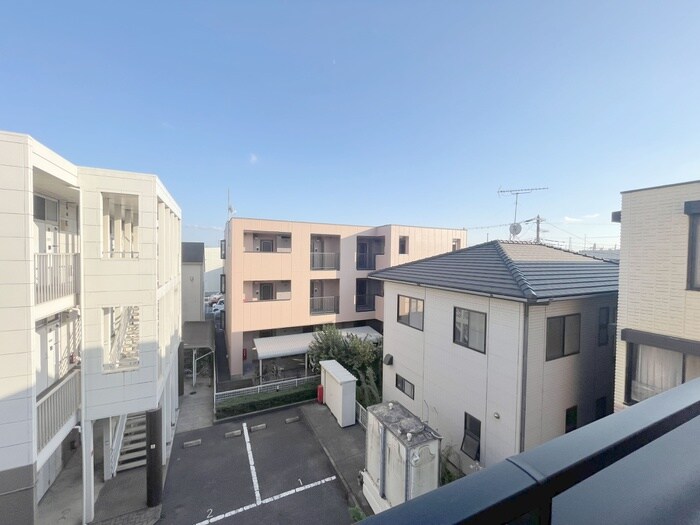 物件内観写真22　(室内からの展望)