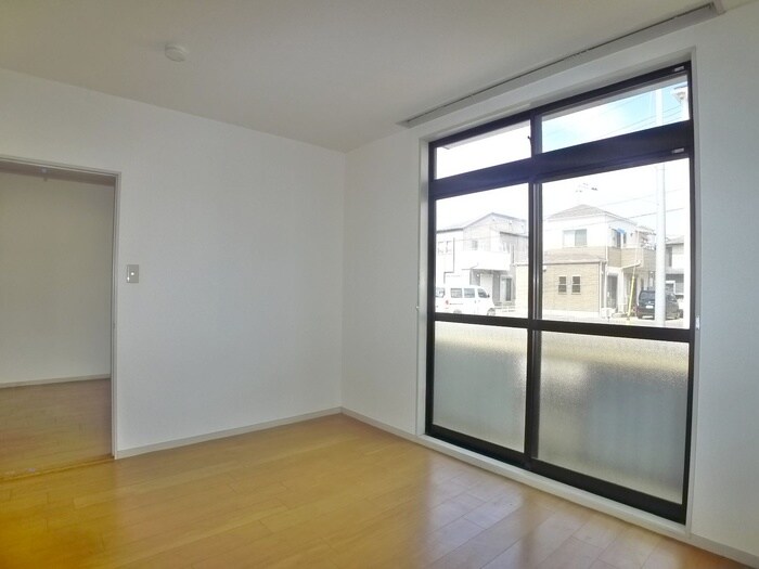 物件内観写真7　(居室)