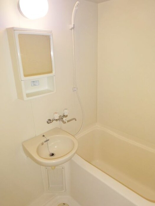 物件内観写真9　(バス／シャワールーム等)