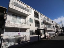 小山サンハイツの外観写真