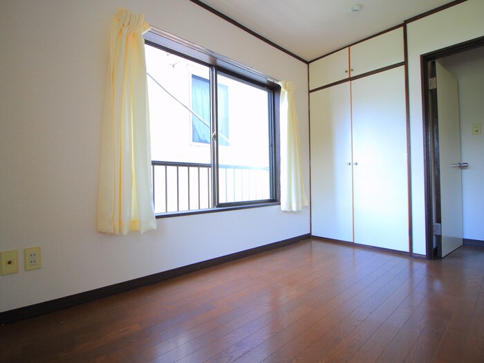 物件内観写真7　(居室)