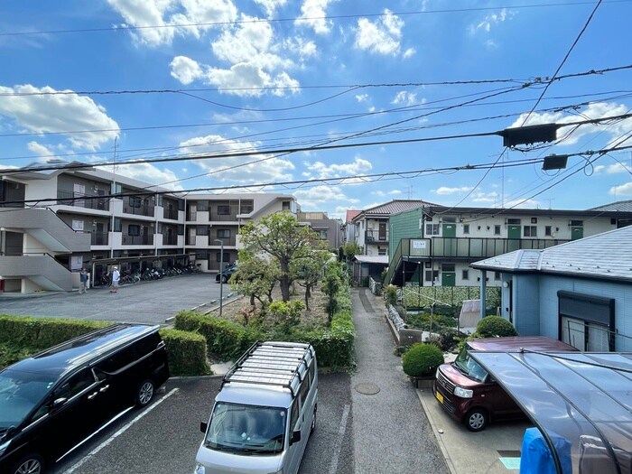 物件内観写真18　(室内からの展望)