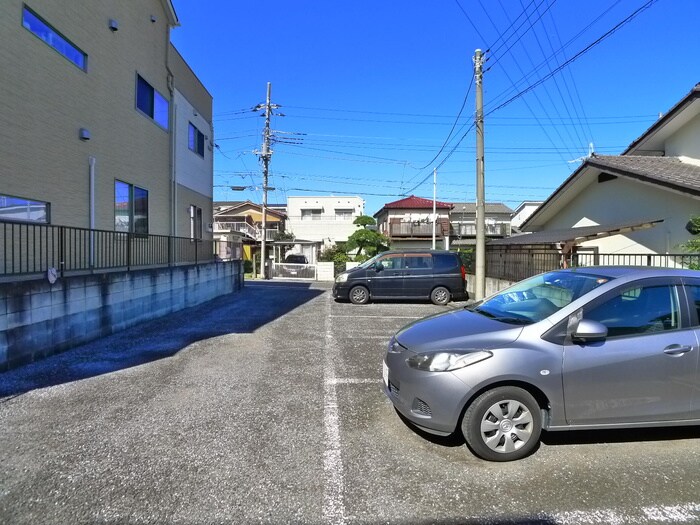 加藤マンションの駐車場