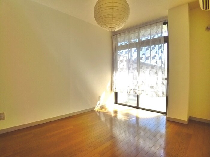 物件内観写真16　(居室)