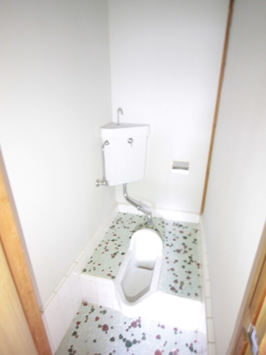 物件内観写真13　(トイレ)