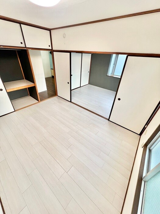 物件内観写真8　(居室)