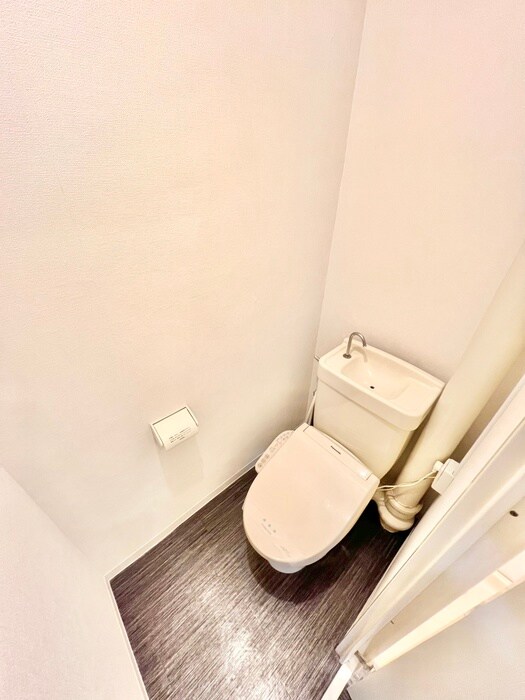 物件内観写真14　(トイレ)