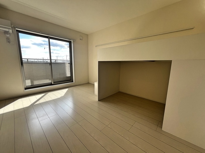 物件内観写真8　(居室)