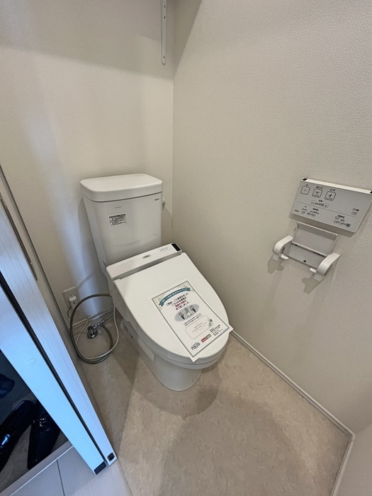 物件内観写真14　(トイレ)