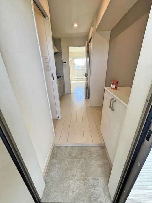 物件内観写真17　(廊下)