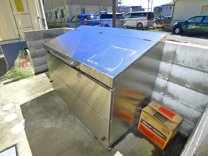 物件外観写真6　(建物設備)