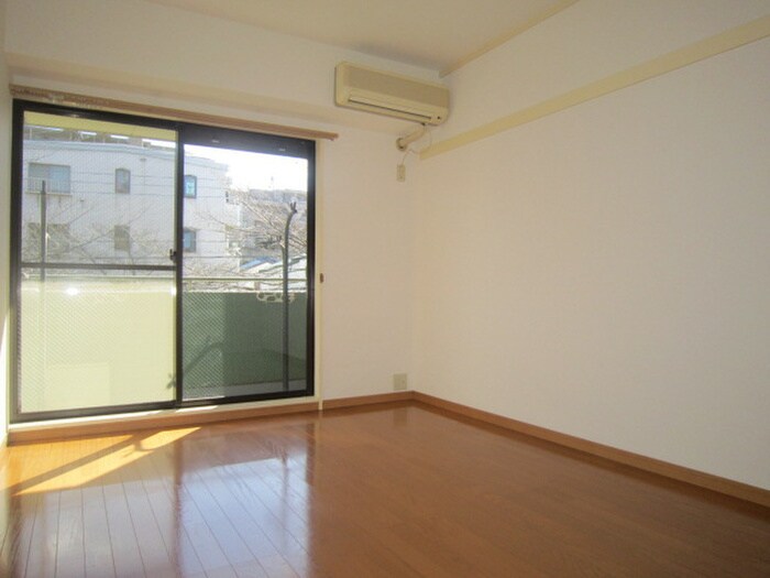 物件内観写真16　(居室)