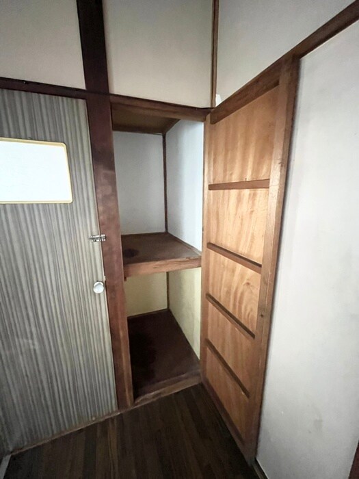 物件内観写真10　(収納)