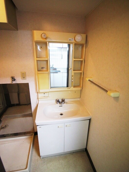 物件内観写真12　(洗面)