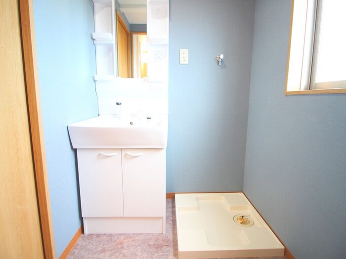 物件内観写真11　(洗面)