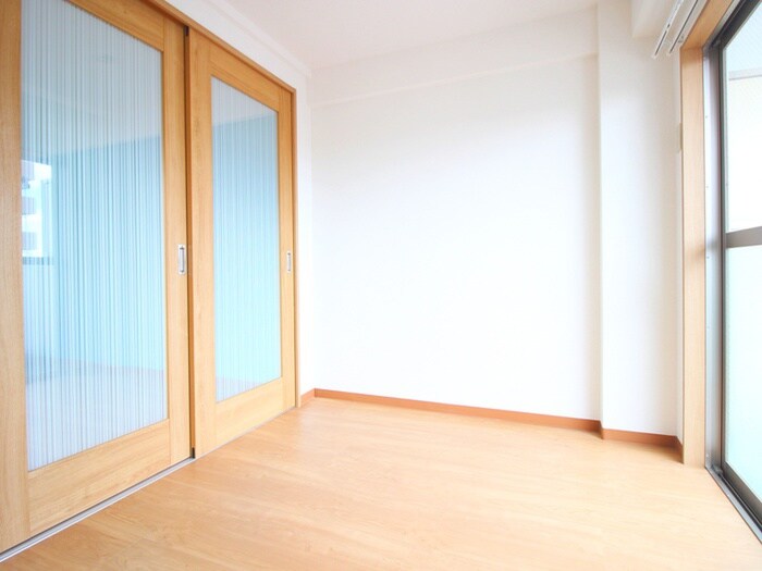 物件内観写真19　(居室)