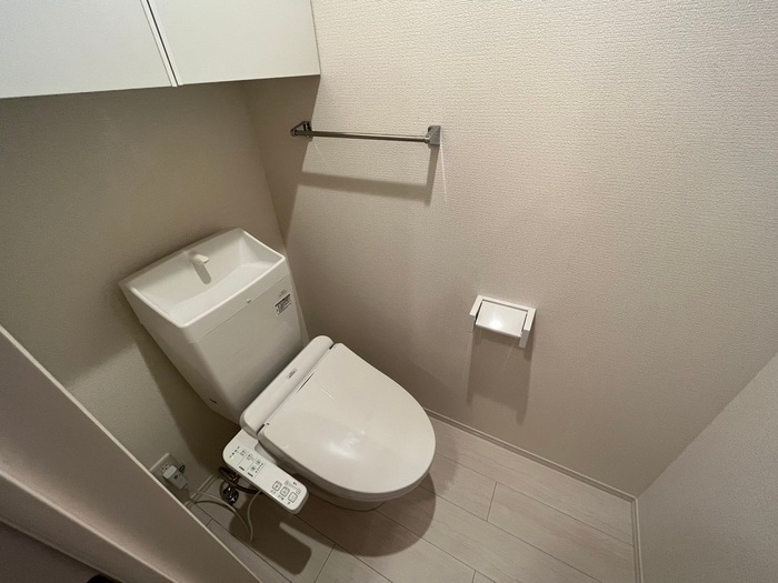 物件内観写真16　(トイレ)