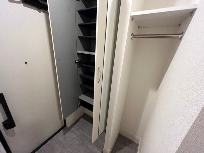 物件内観写真19　(靴箱)