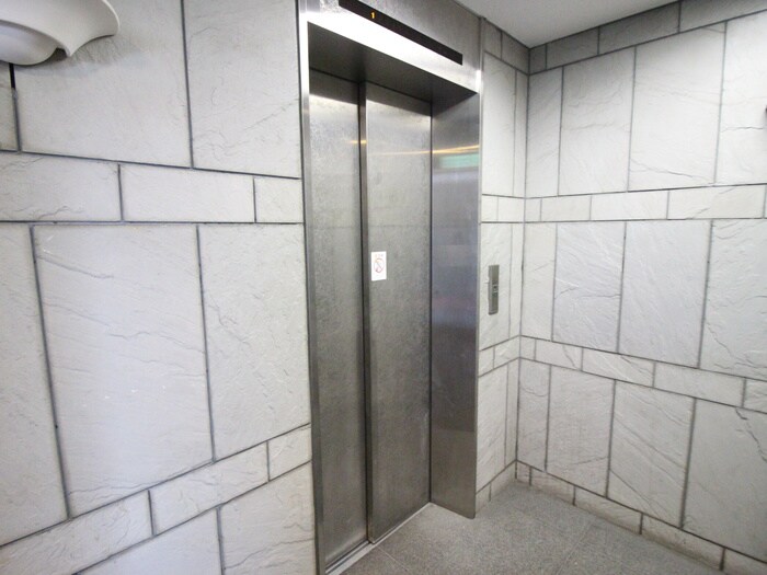 メゾン  エス  ユ－の建物設備