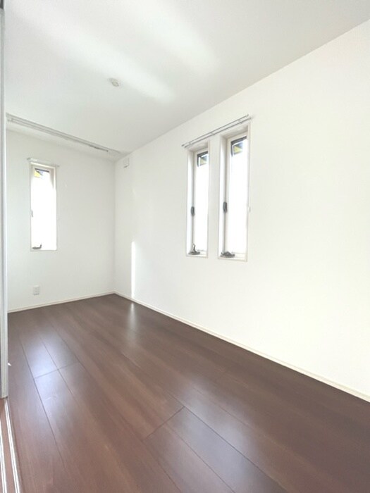 物件内観写真9　(居室)