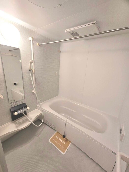 物件内観写真8　(バス／シャワールーム等)