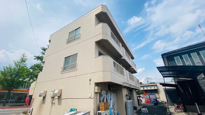 井上ビルの外観写真