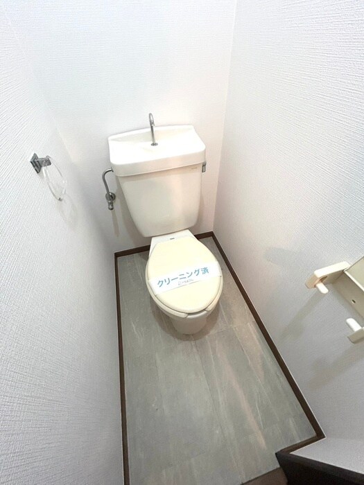 物件内観写真16　(トイレ)