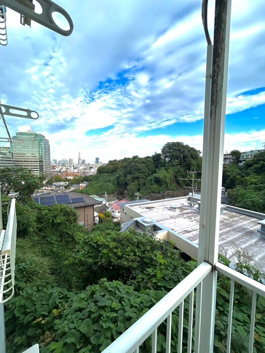 物件内観写真22　(室内からの展望)